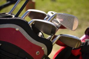 golf, golf clubs, golfing-1909115.jpg